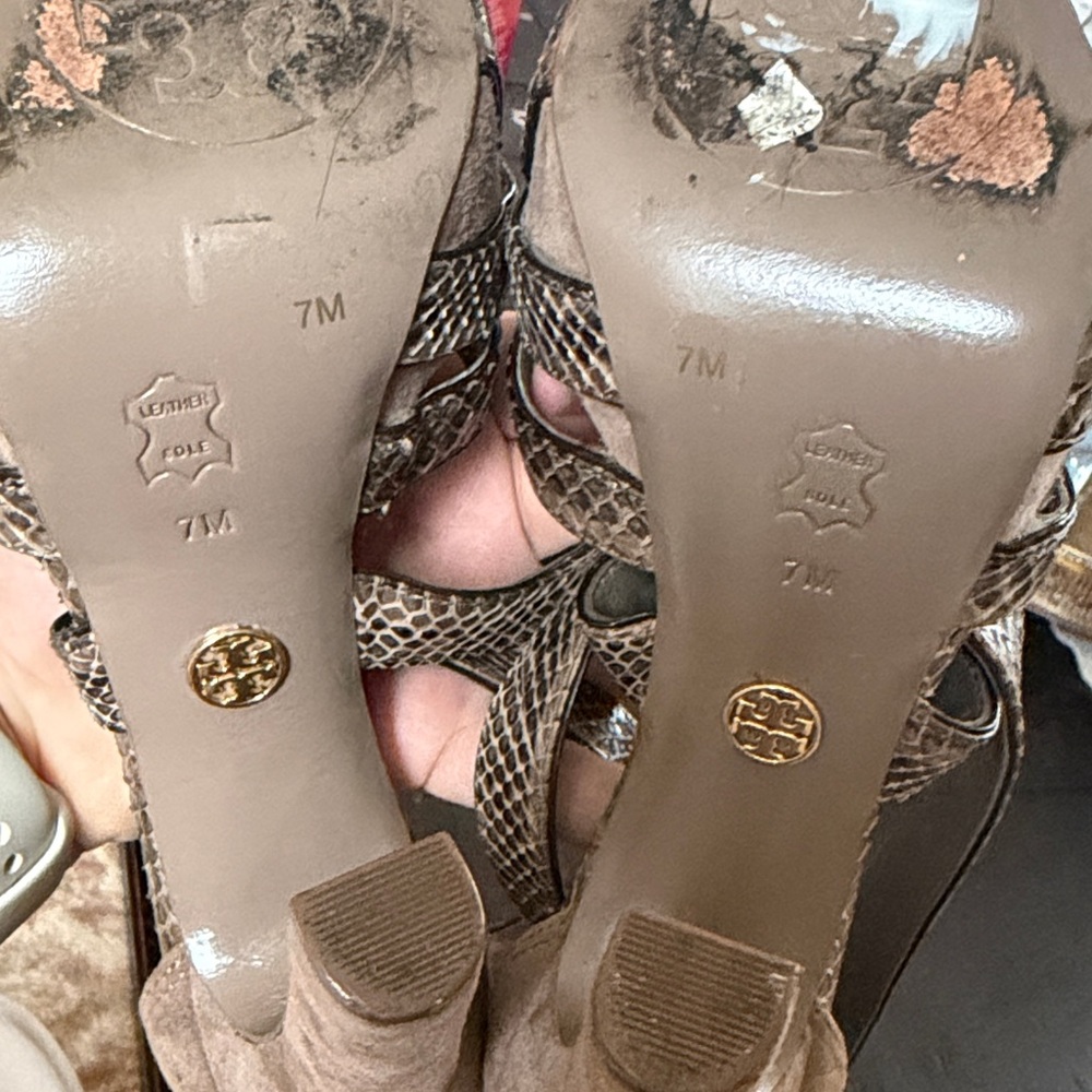 Tory Burch "Venice" Platform Heels - Picture 5 of 7